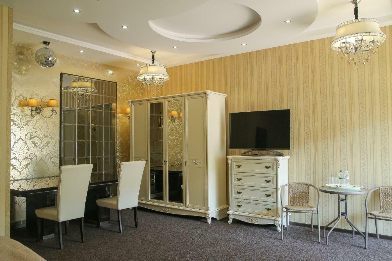 Hotel Villa Venice Vinnycja Exteriér fotografie